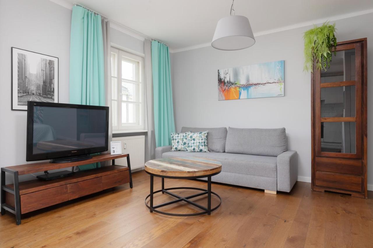 City Center Aparthotel Chmielna By Noclegi Renters Warsaw Ngoại thất bức ảnh