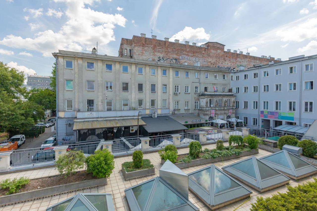 City Center Aparthotel Chmielna By Noclegi Renters Warsaw Ngoại thất bức ảnh