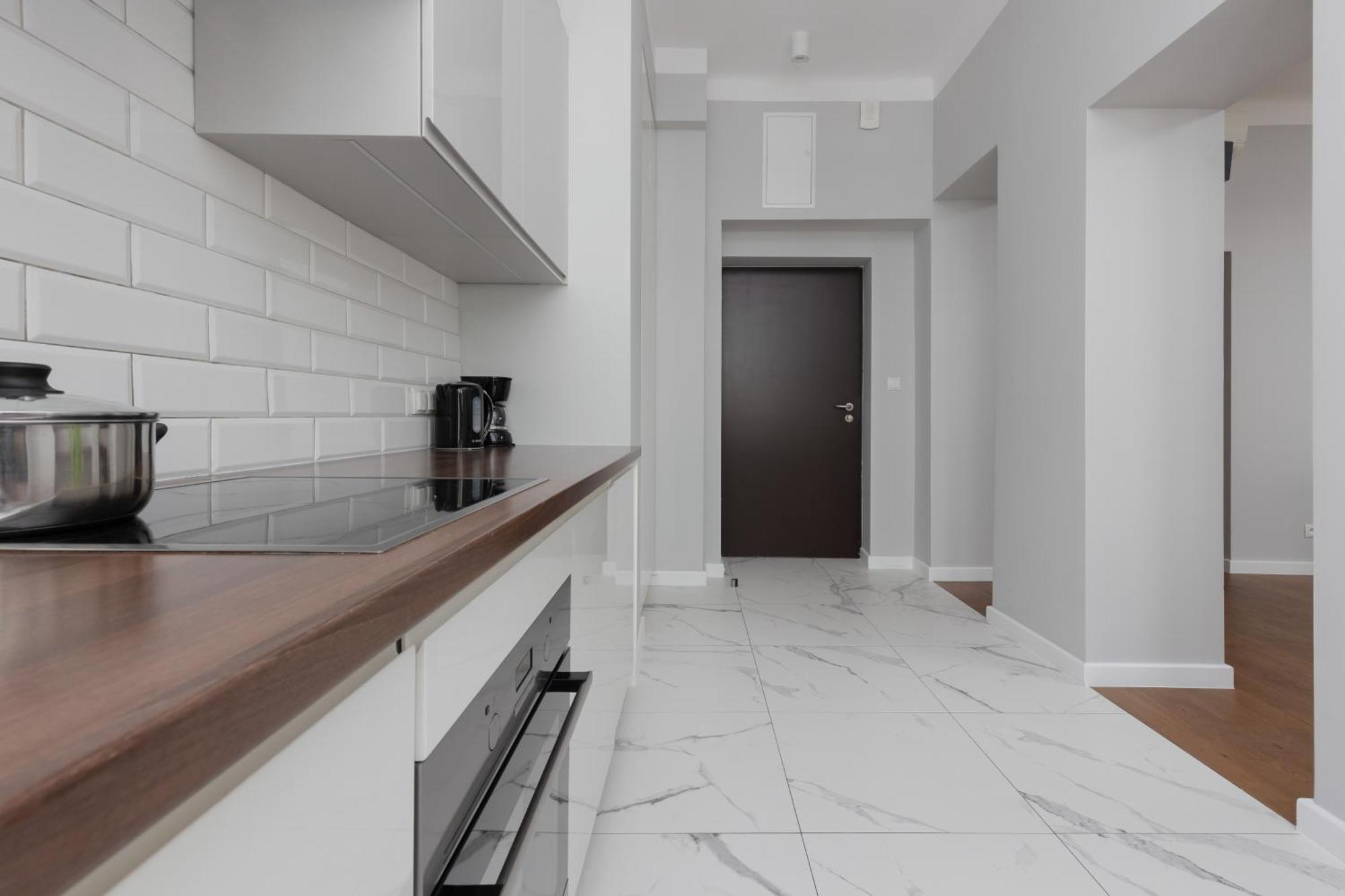 City Center Aparthotel Chmielna By Noclegi Renters Warsaw Ngoại thất bức ảnh