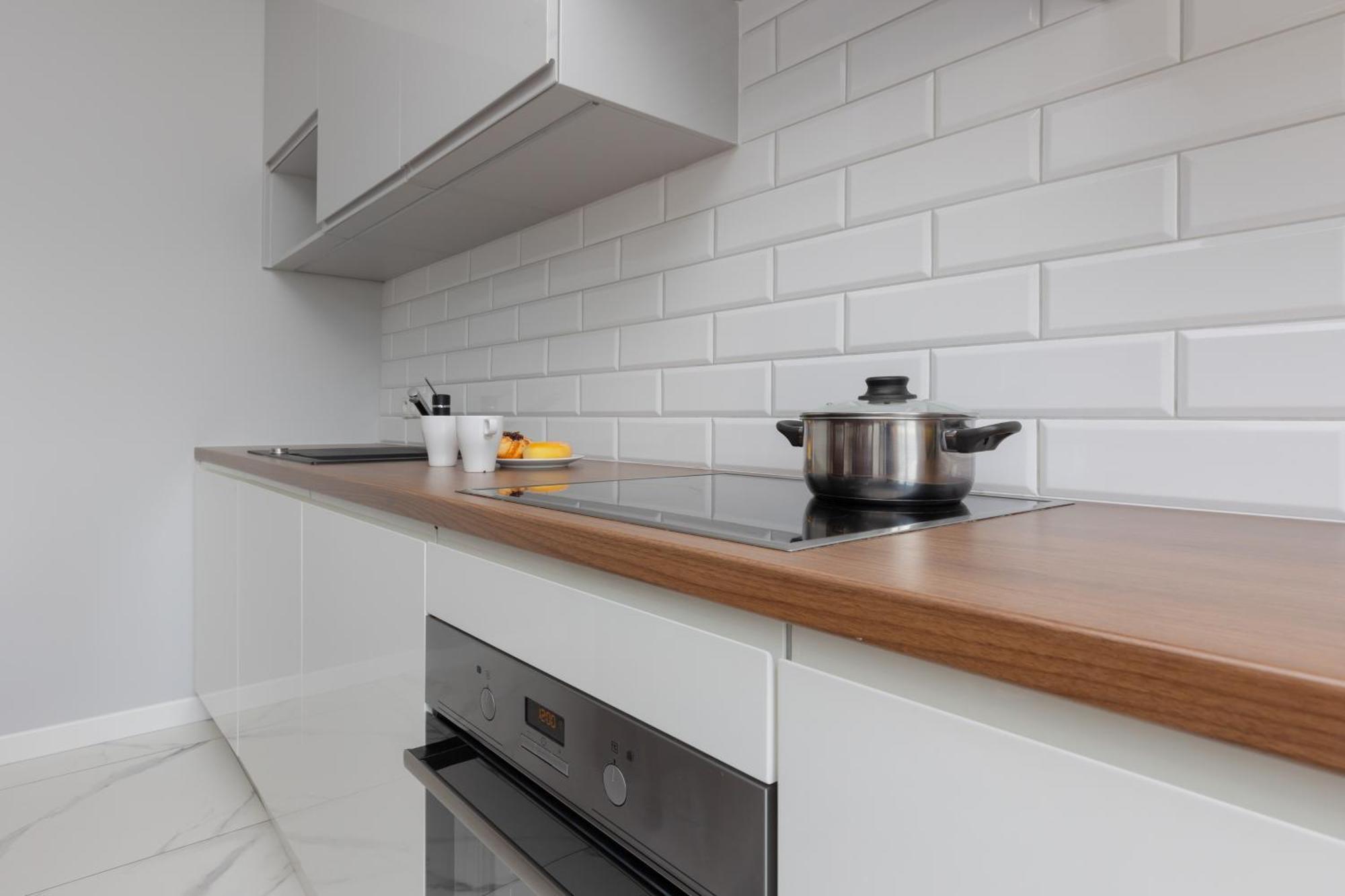 City Center Aparthotel Chmielna By Noclegi Renters Warsaw Ngoại thất bức ảnh